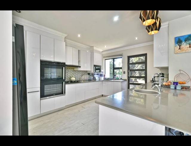 3 BEDROOM HOUSE FOR SALE IN RANDPARK RIDGE